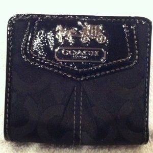 Coach Madison Black Wallet NWOT